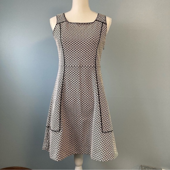 Lands End PETITE black and white herringbone Dress - Picture 2 of 9